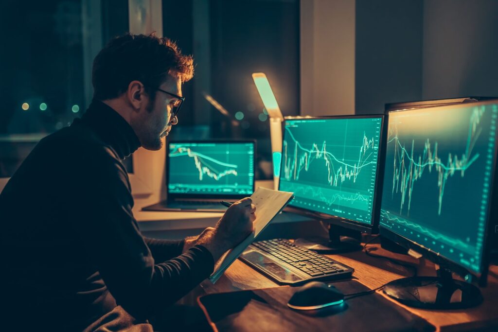 Is the forecast market a smart trading strategy or is